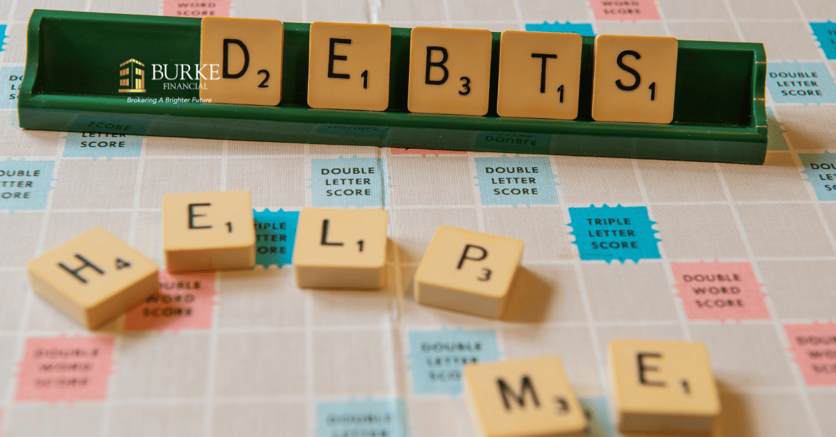 Chart comparing monthly payments before and after debt consolidation in Ontario