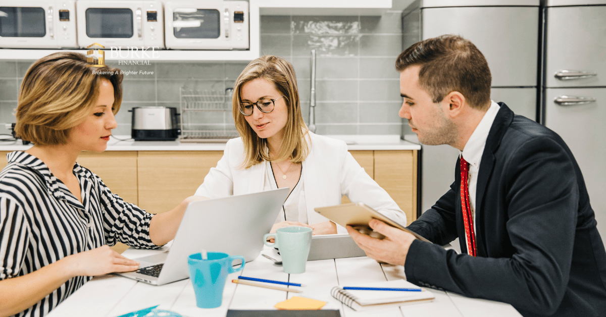 Broker assisting client with refinance application