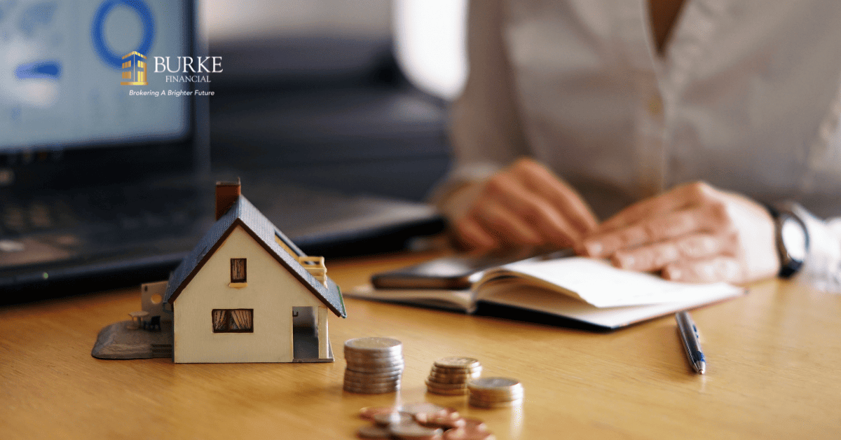Mortgage broker discussing renewal options with homeowners